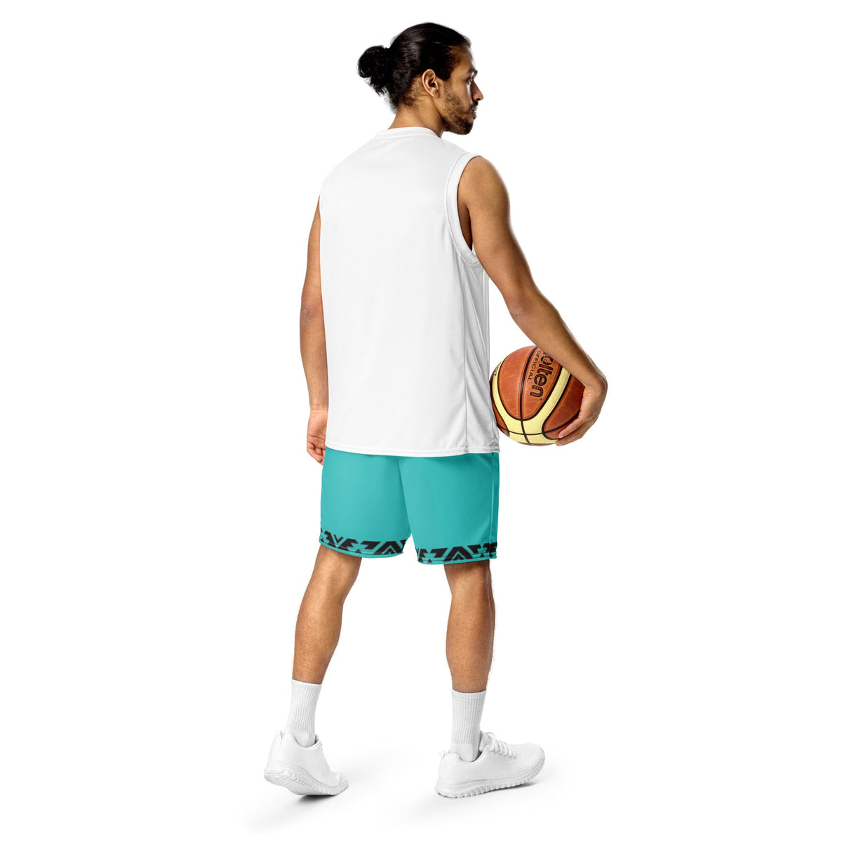 Basketball mesh shorts with logo